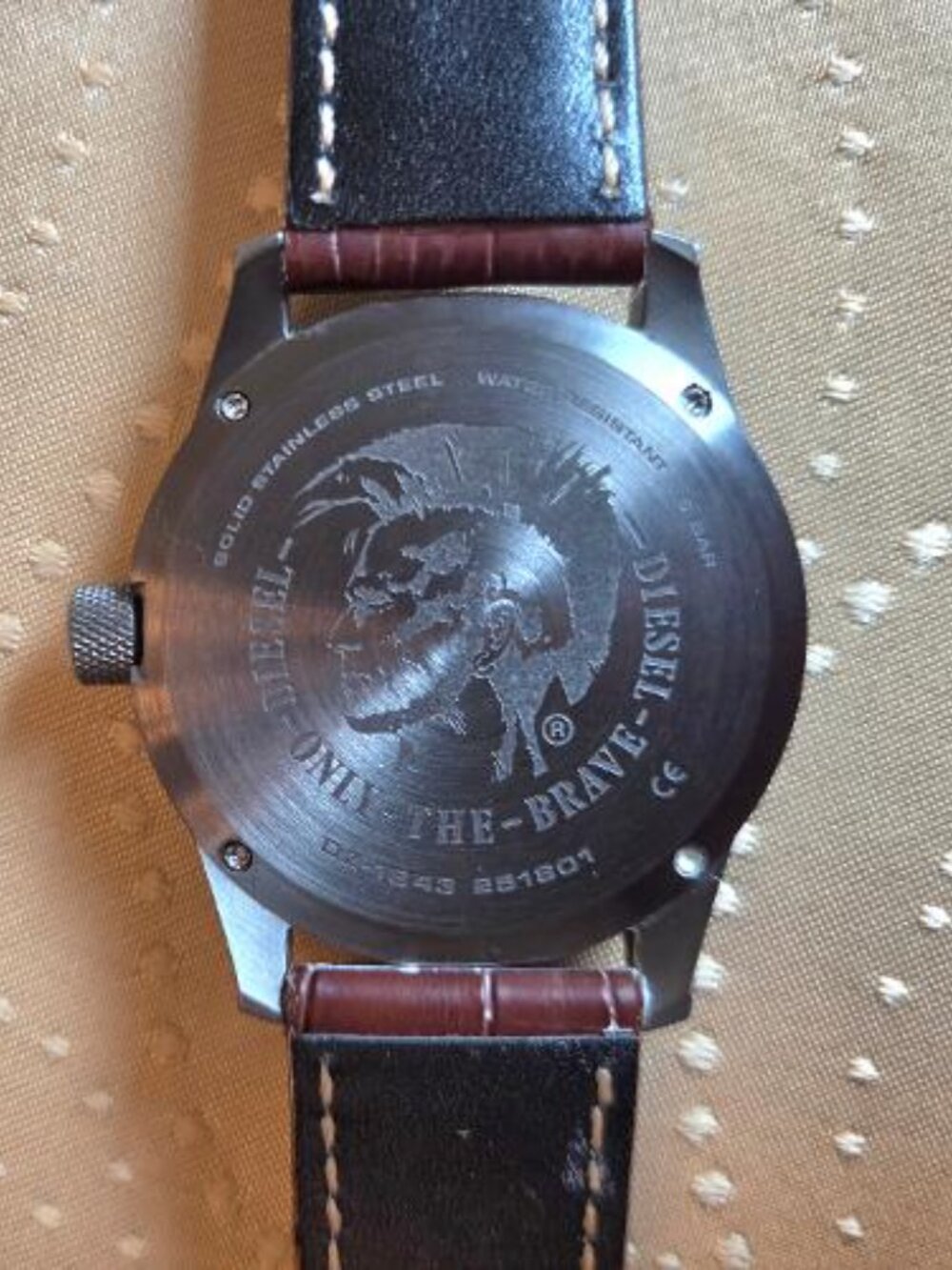 DIESEL Watch - Picture 3 of 3